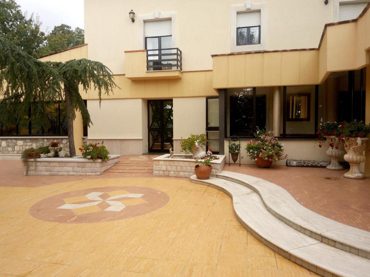 Hotel Al Querceto Tocco Caudio Luaran gambar